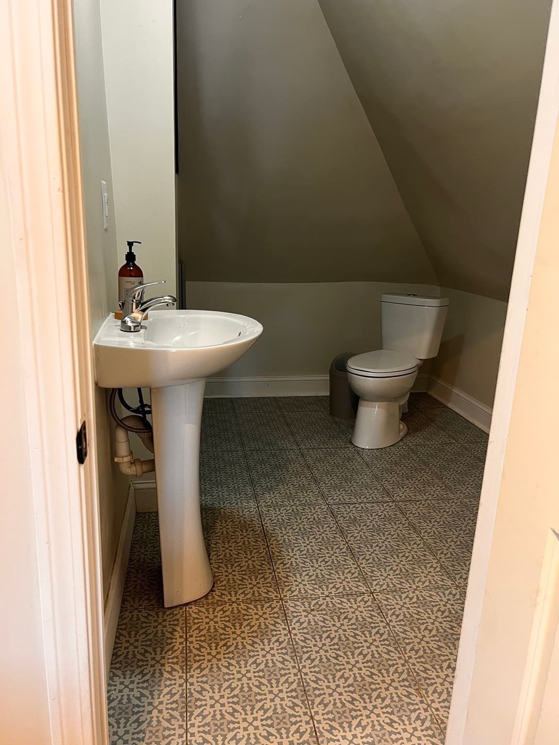 Single Family Residence at 186 Buckingham St., Springfield MA 01109, Springfield, photo 20 of 38