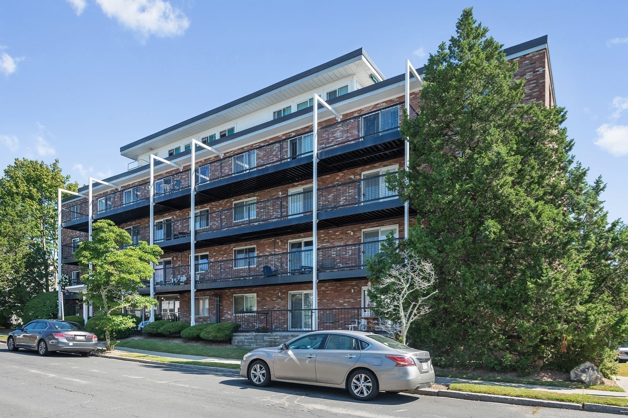 Condominium at 44 Lexington Ave # 42, Gloucester MA 01930, Gloucester, photo 19 of 29