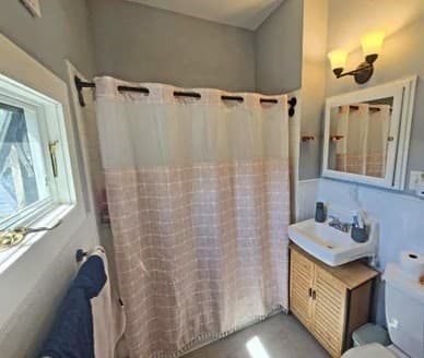 5-9 Family at 70 Columbus Ave, Somerville MA 02143, Somerville, photo 13 of 14