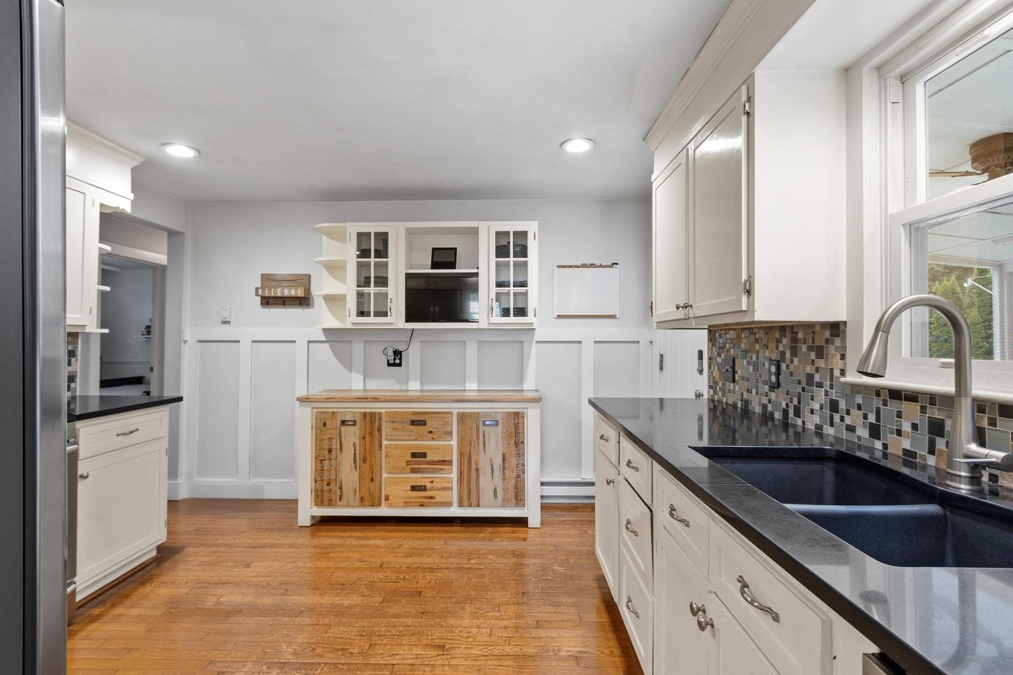 Single Family Residence at 55 Posco Ave, Leominster MA 01453, Leominster, photo 6 of 41