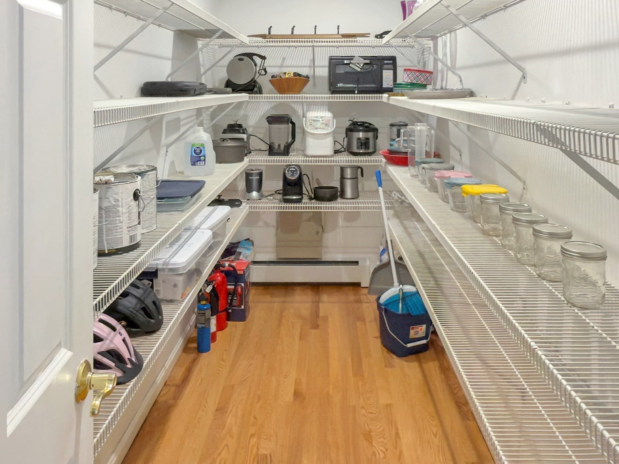 Single Family Residence at 46 Prospect Ave, Hull MA 02045, Hull, photo 10 of 41
