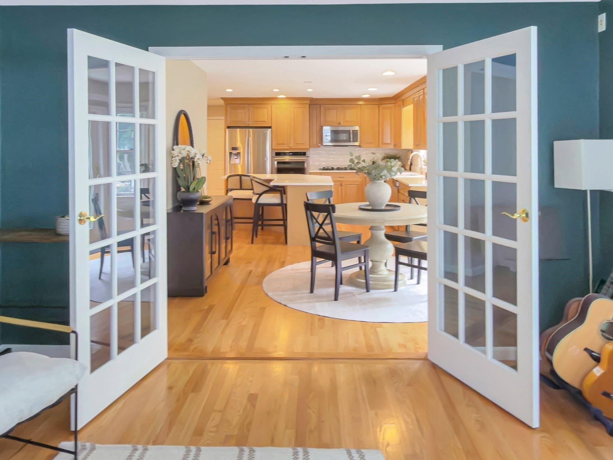 Single Family Residence at 46 Prospect Ave, Hull MA 02045, Hull, photo 11 of 41