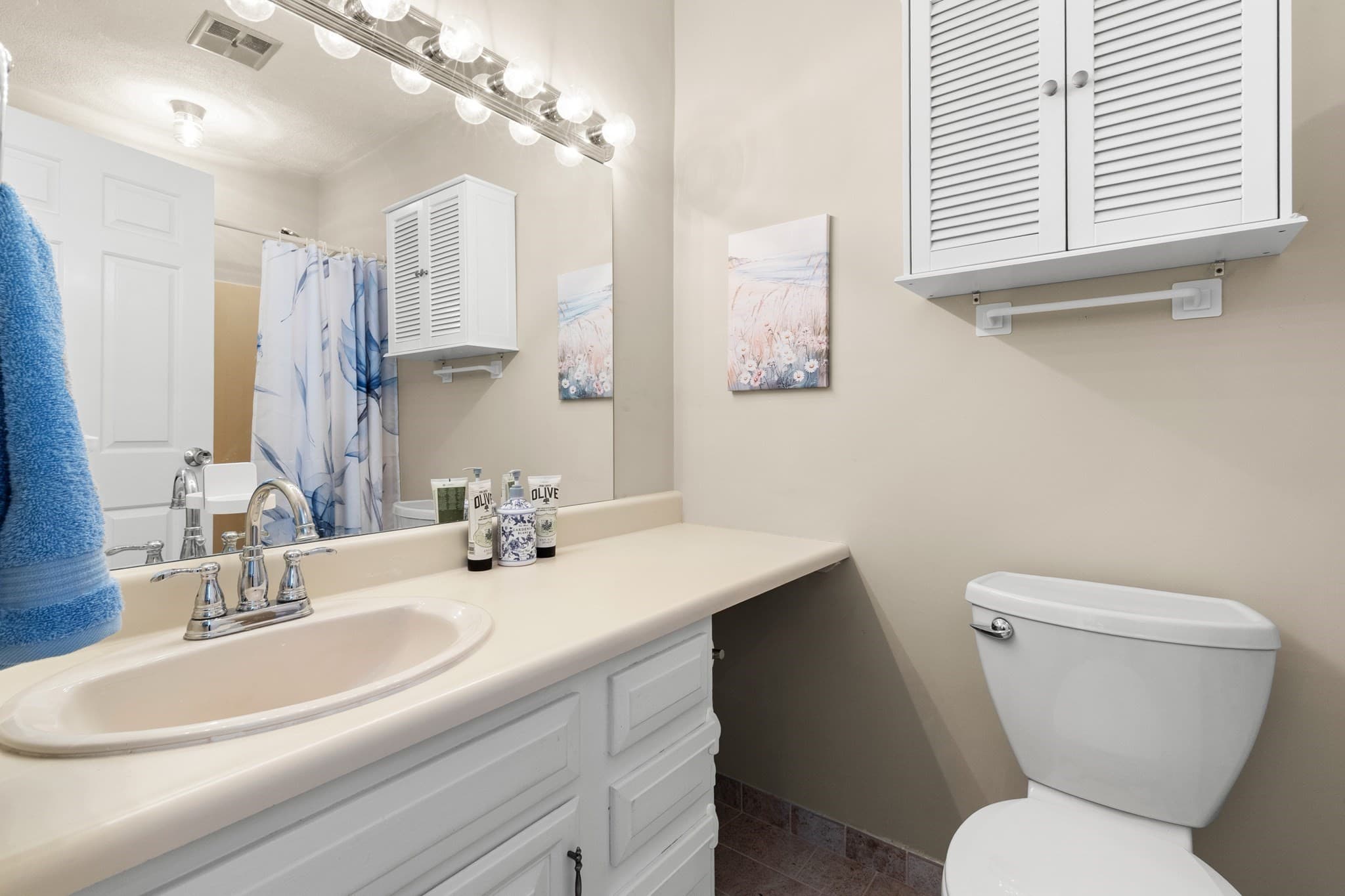 Condominium at 4 Ledgewood Way # 21, Peabody MA 01960, Peabody, photo 14 of 26