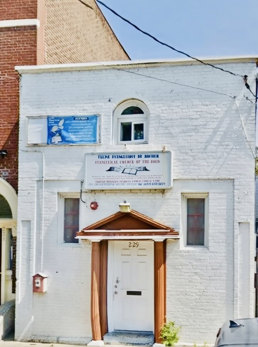 229 Chestnut St, Chelsea MA 02150