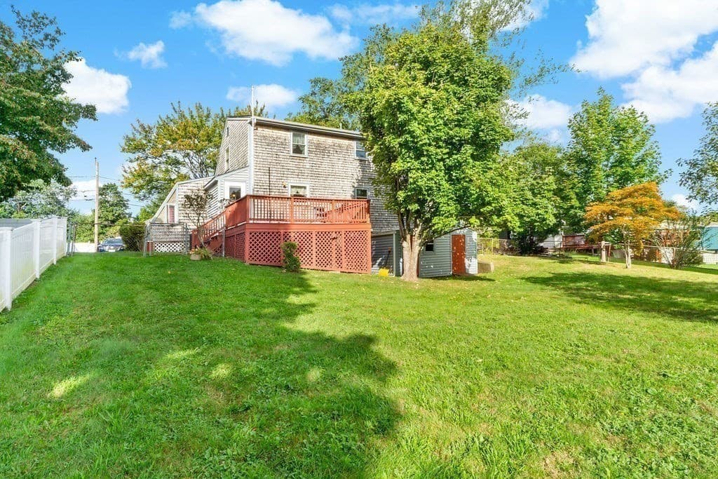 Single Family Residence at 7 Charlotte Dr, Bristol RI 02809, Bristol, photo 13 of 16