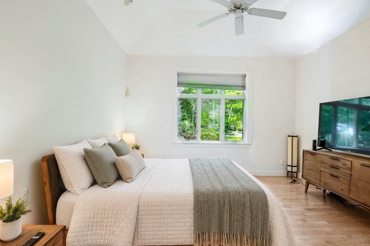 Single Family Residence at 46 Southview Way, Falmouth MA 02536, Falmouth, photo 18 of 29