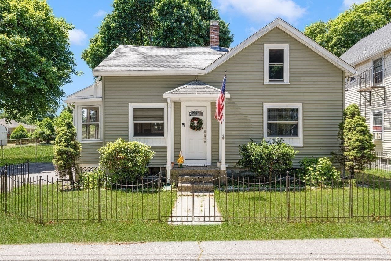 Single Family Residence at 14 Sibley, Attleboro MA 02703, Attleboro, photo 37 of 42