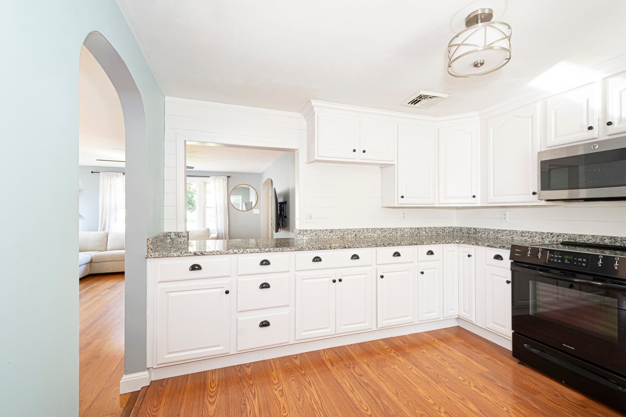 Single Family Residence at 95 S Flagg St, Worcester MA 01602, Worcester, photo 13 of 33