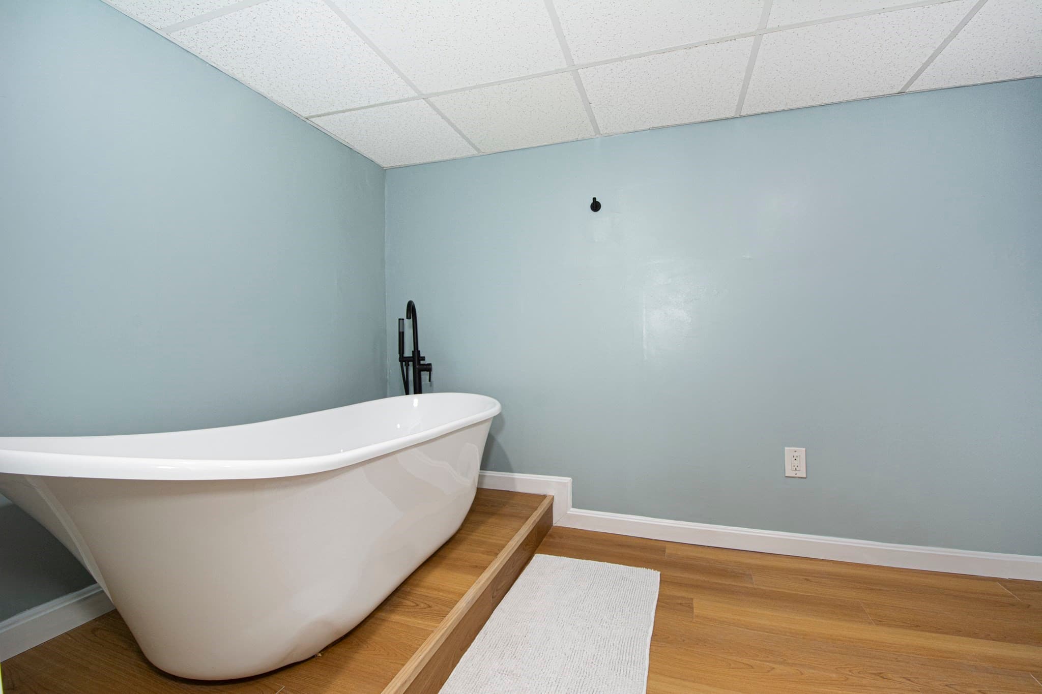 Single Family Residence at 95 S Flagg St, Worcester MA 01602, Worcester, photo 26 of 33