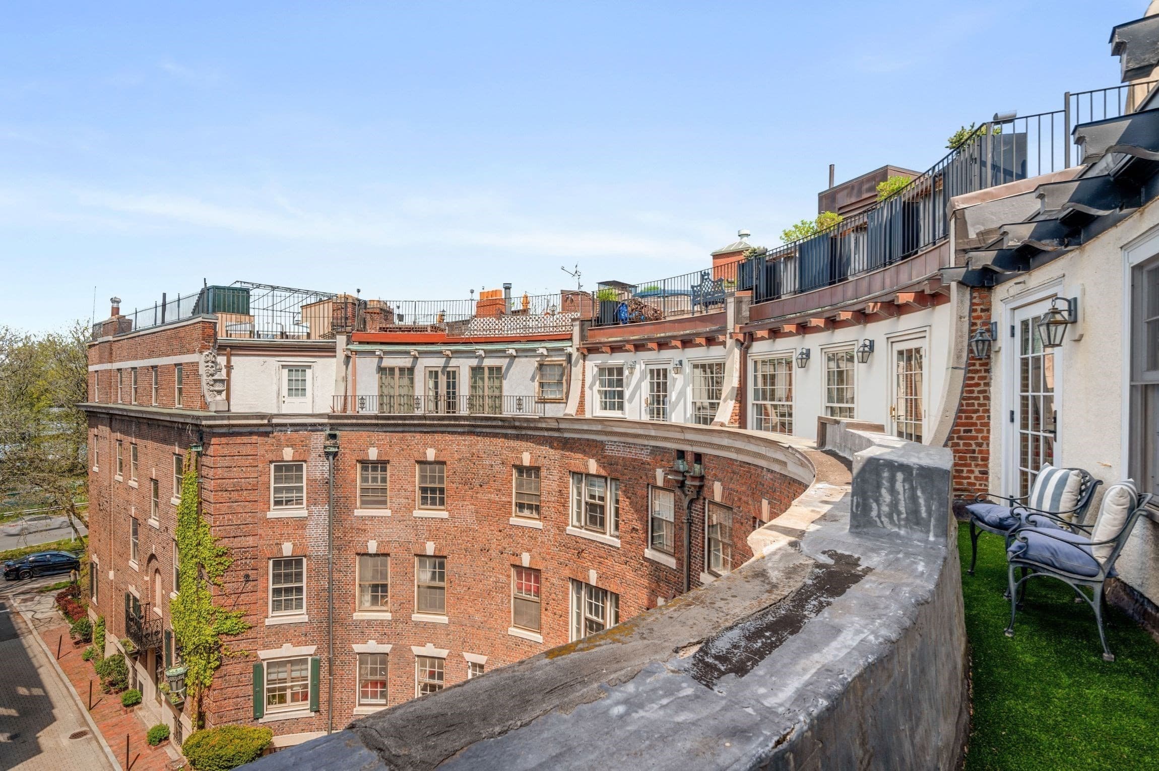 Condominium at 5 West Hill Place # D, Boston MA 02114, photo 13 of 16