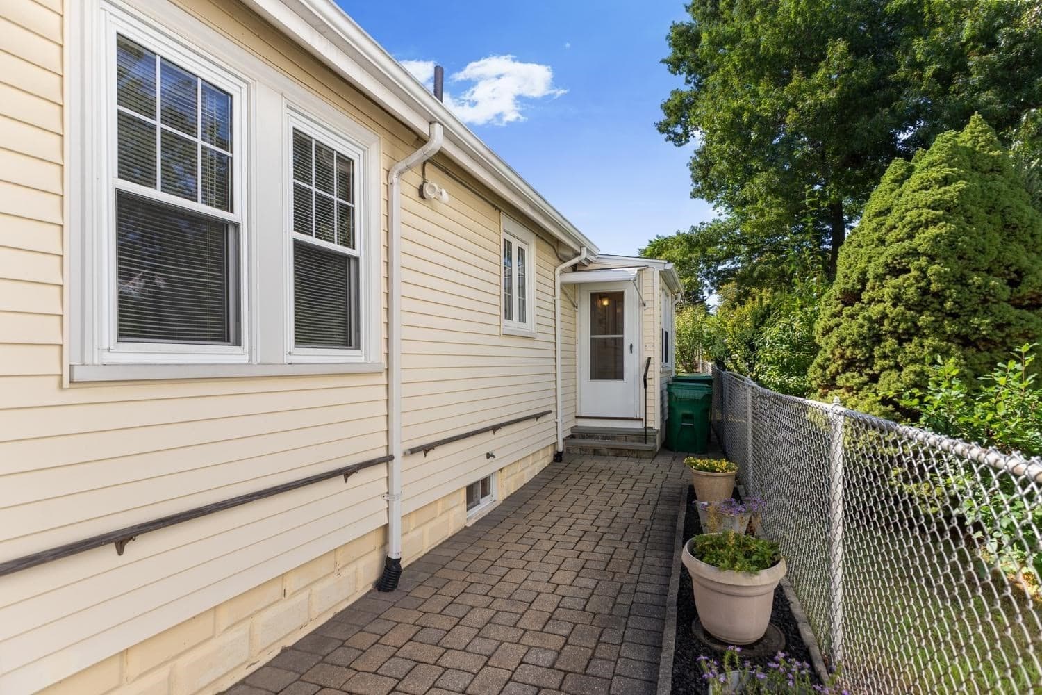 Single Family Residence at 75 Park Ave, Medford MA 02155, Medford, photo 27 of 31