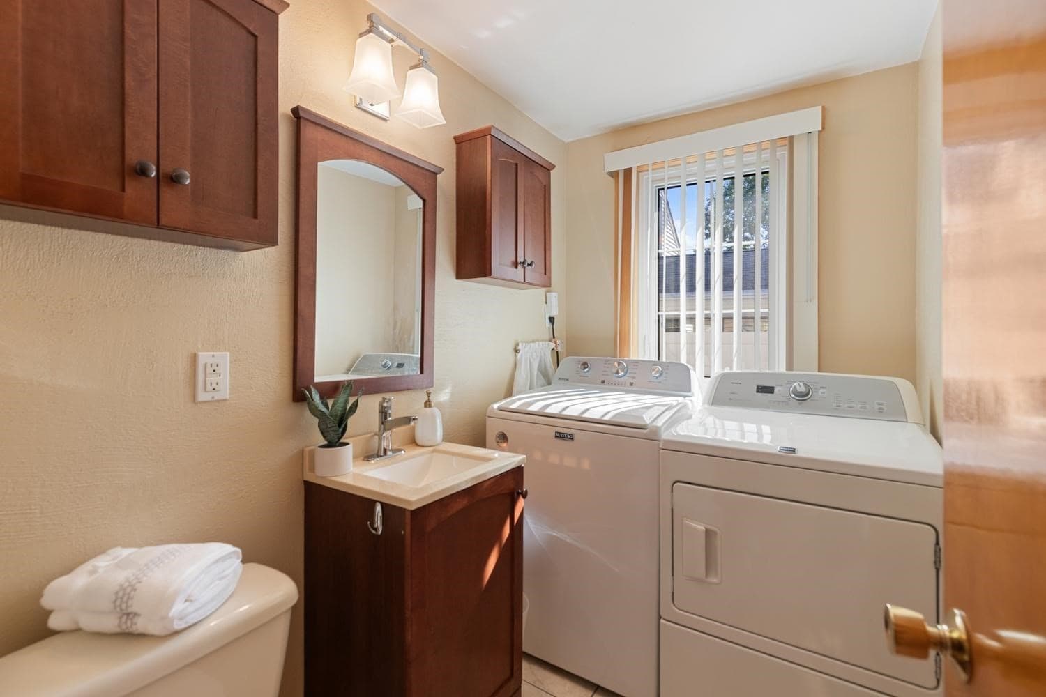Single Family Residence at 75 Park Ave, Medford MA 02155, Medford, photo 19 of 31
