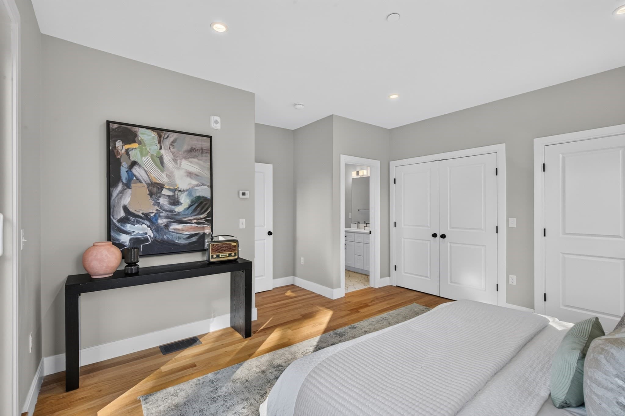 Condominium at 123-125 Centre Street # 6, Boston MA 02124, Boston, photo 26 of 38