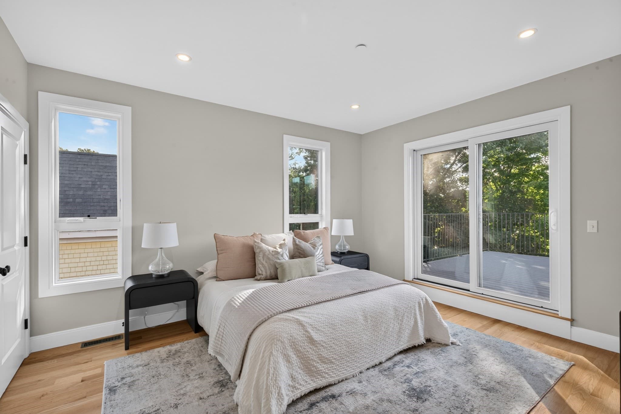 Condominium at 123-125 Centre Street # 6, Boston MA 02124, Boston, photo 25 of 38