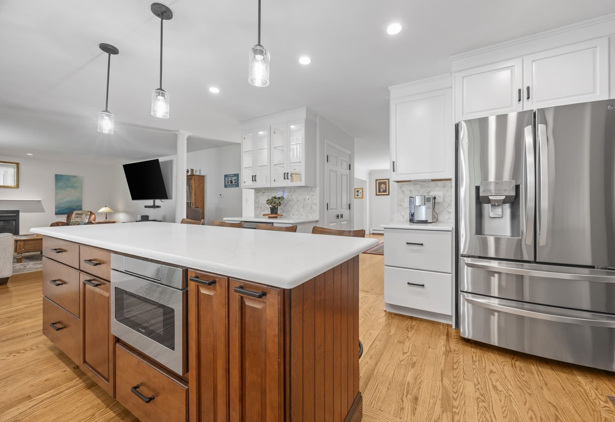 Single Family Residence at 101 Diniz Drive, Raynham MA 02767, photo 12 of 42