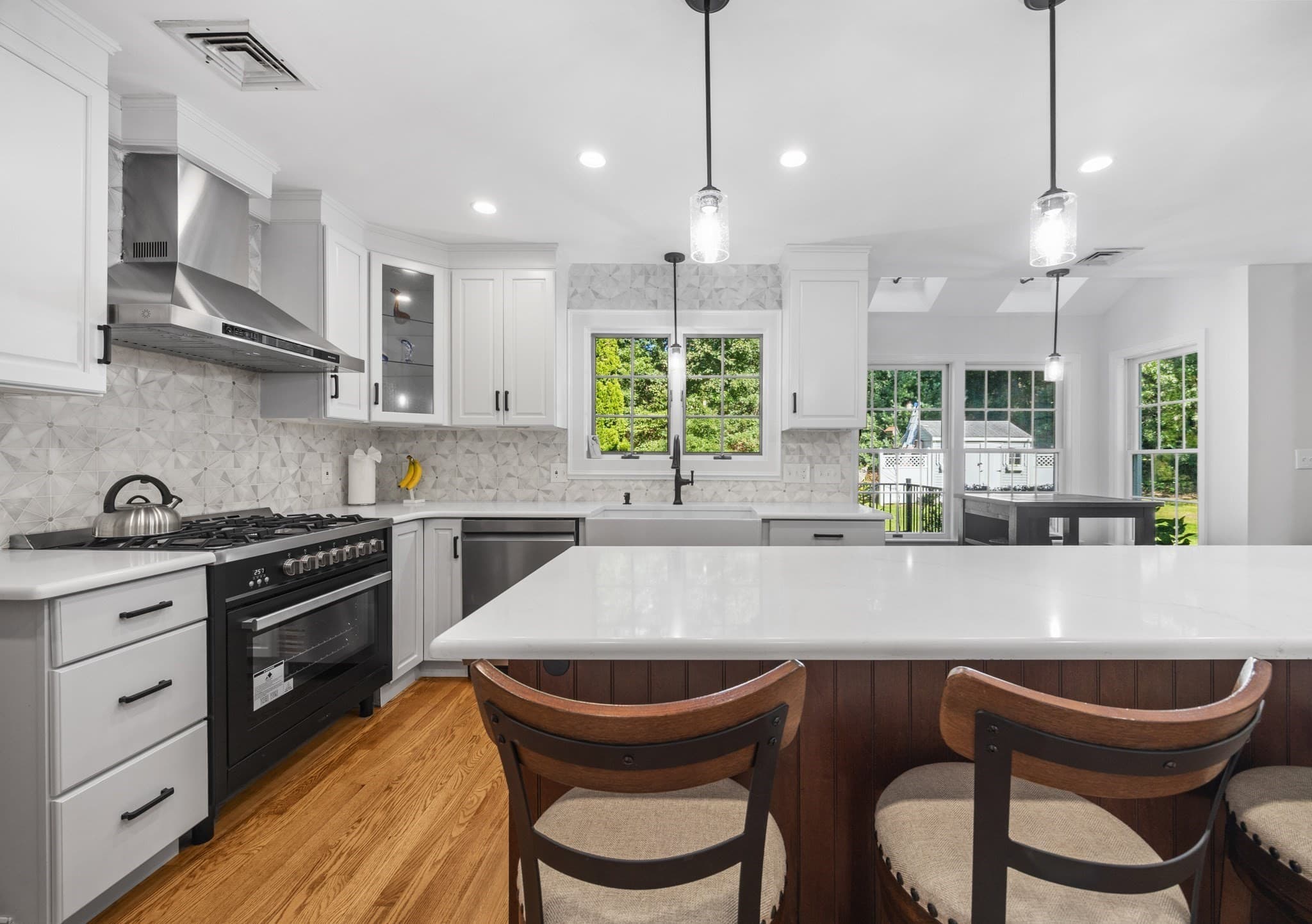 Single Family Residence at 101 Diniz Drive, Raynham MA 02767, photo 11 of 42