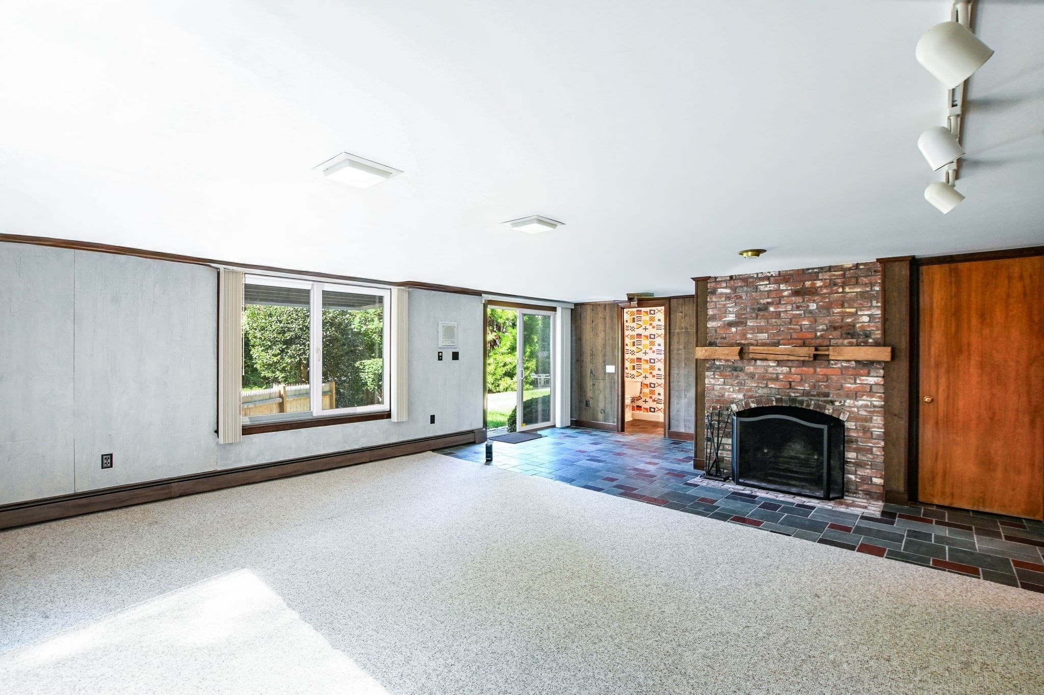 Single Family Residence at 222 Sippewissett Rd, Falmouth MA 02540, Falmouth, photo 32 of 42