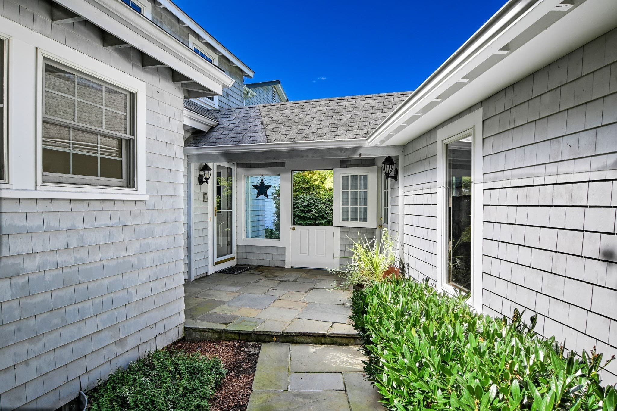 Single Family Residence at 222 Sippewissett Rd, Falmouth MA 02540, Falmouth, photo 37 of 42