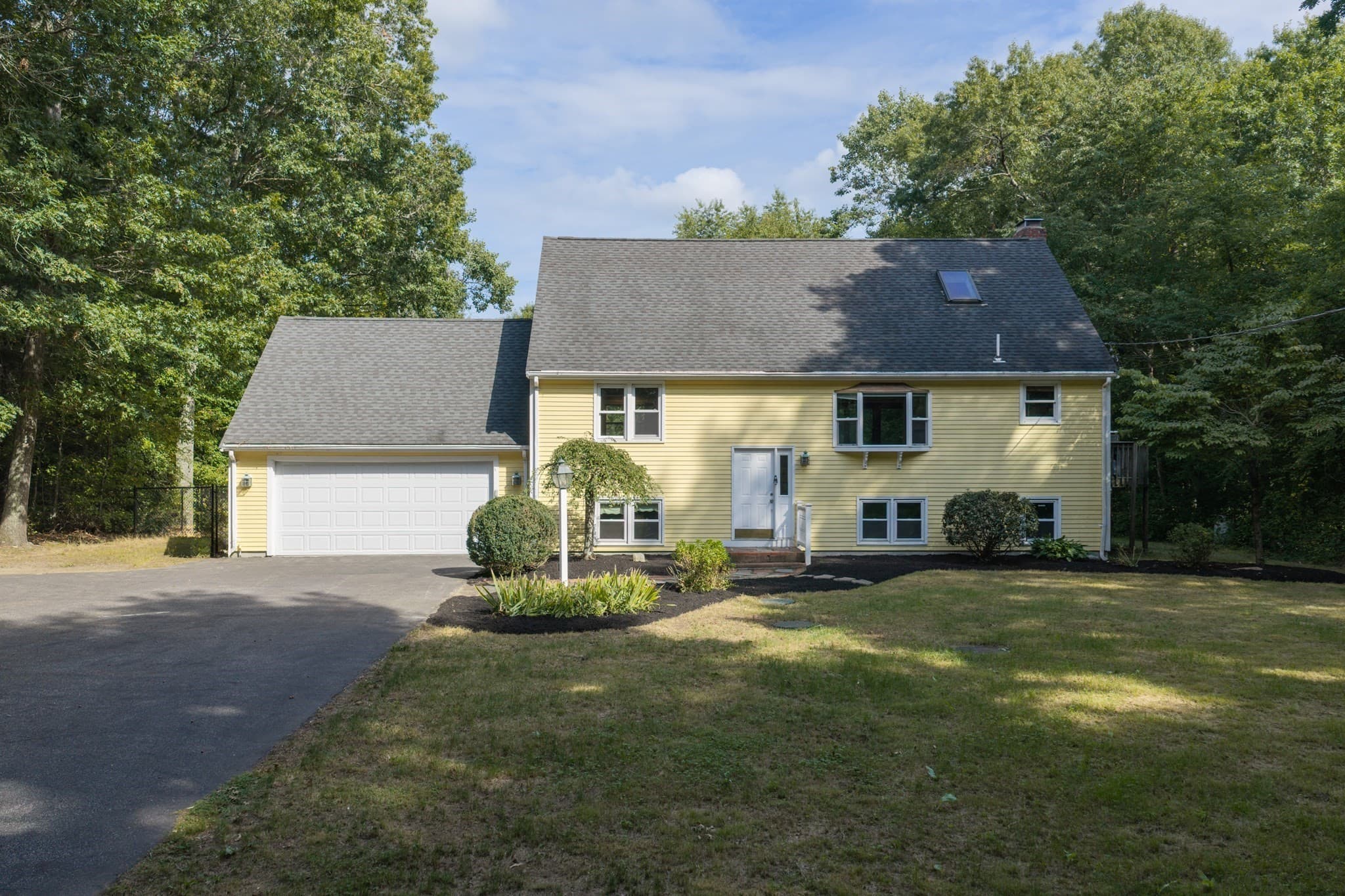 15 N Precinct St, Lakeville MA 02347