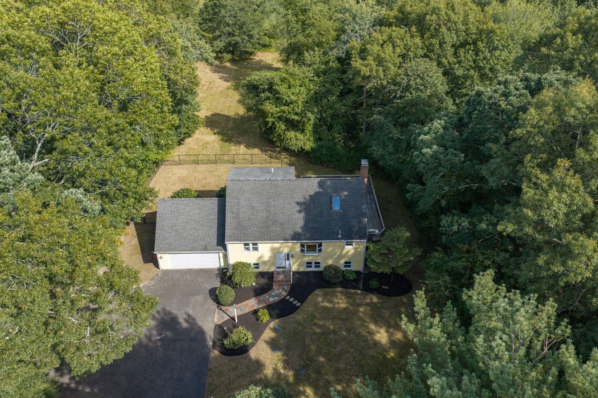 Single Family Residence at 15 N Precinct St, Lakeville MA 02347, Lakeville, photo 5 of 41