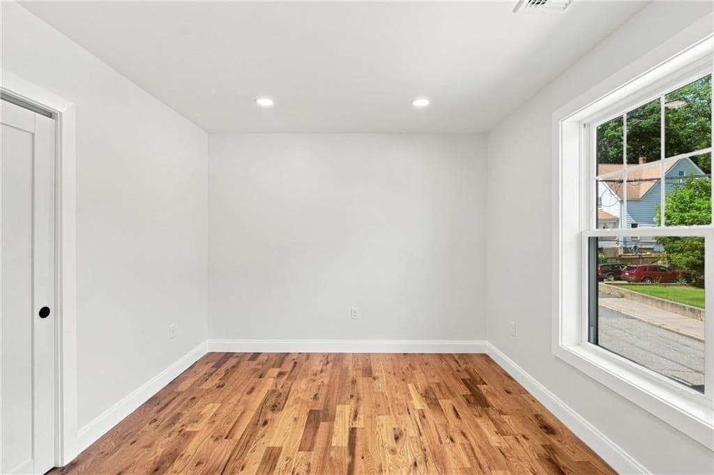 Single Family Residence at 515 Gaskill St, Woonsocket RI 02895, Woonsocket, photo 28 of 42