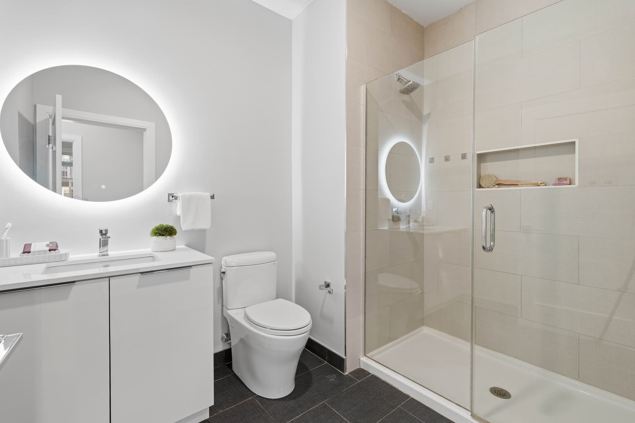 Condominium at 656 Saratoga # 206, Boston MA 02128, photo 8 of 12