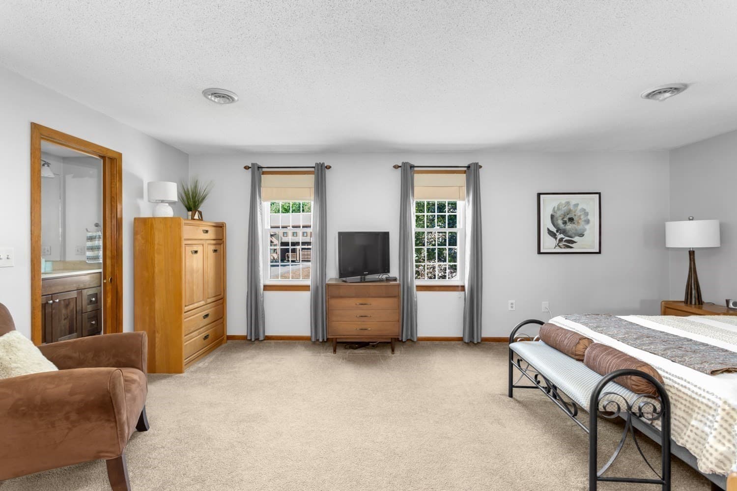 Condominium at 22 Hawthorne Vlg # D, Franklin MA 02038, Franklin, photo 32 of 42