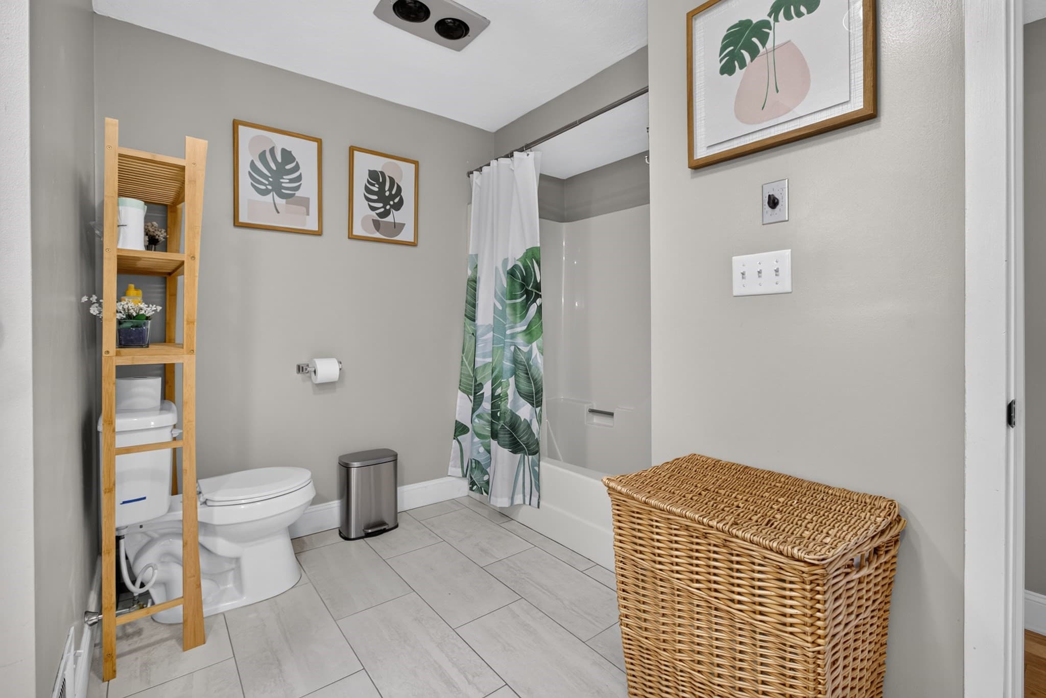 Condominium at 42 Epping Street # 4, Lowell MA 01852, Lowell, photo 18 of 30