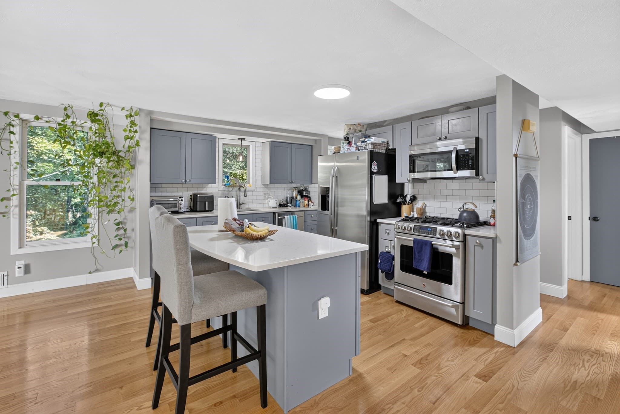 Condominium at 42 Epping Street # 4, Lowell MA 01852, Lowell, photo 11 of 30