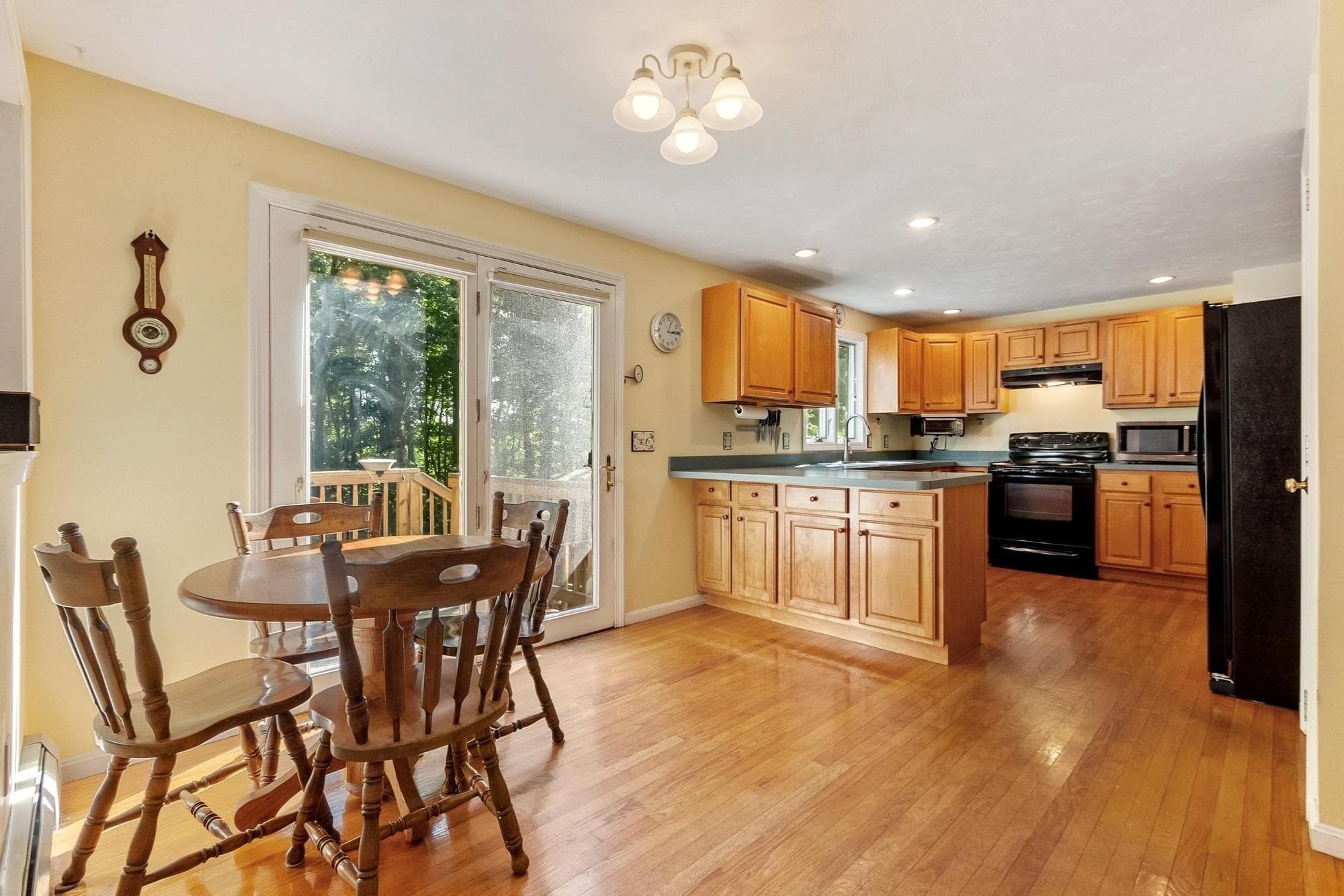Single Family Residence at 144 N Row Rd, Sterling MA 01564, Sterling, photo 6 of 28