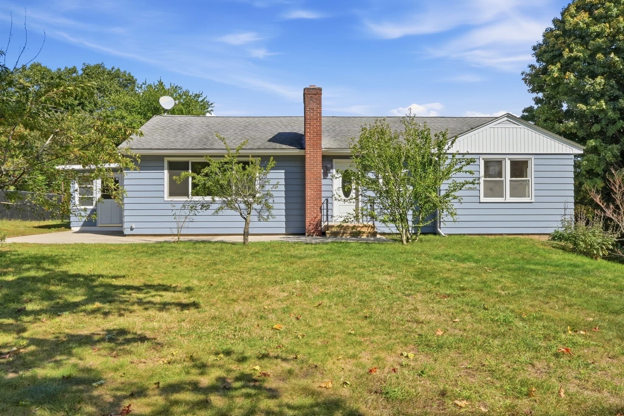 107 South St, East Brookfield MA 01515