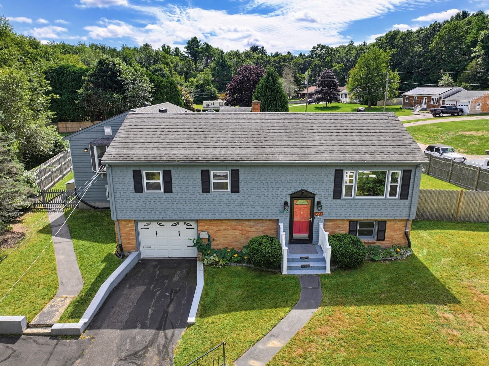 223 Reed Rd, Westport MA 02790