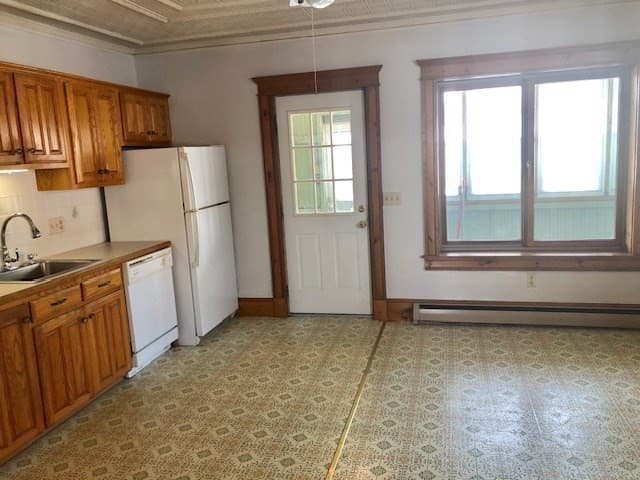 3 Family - 3 Units Up/Down at 418 Chicopee St, Chicopee MA 01013, Chicopee, photo 14 of 39