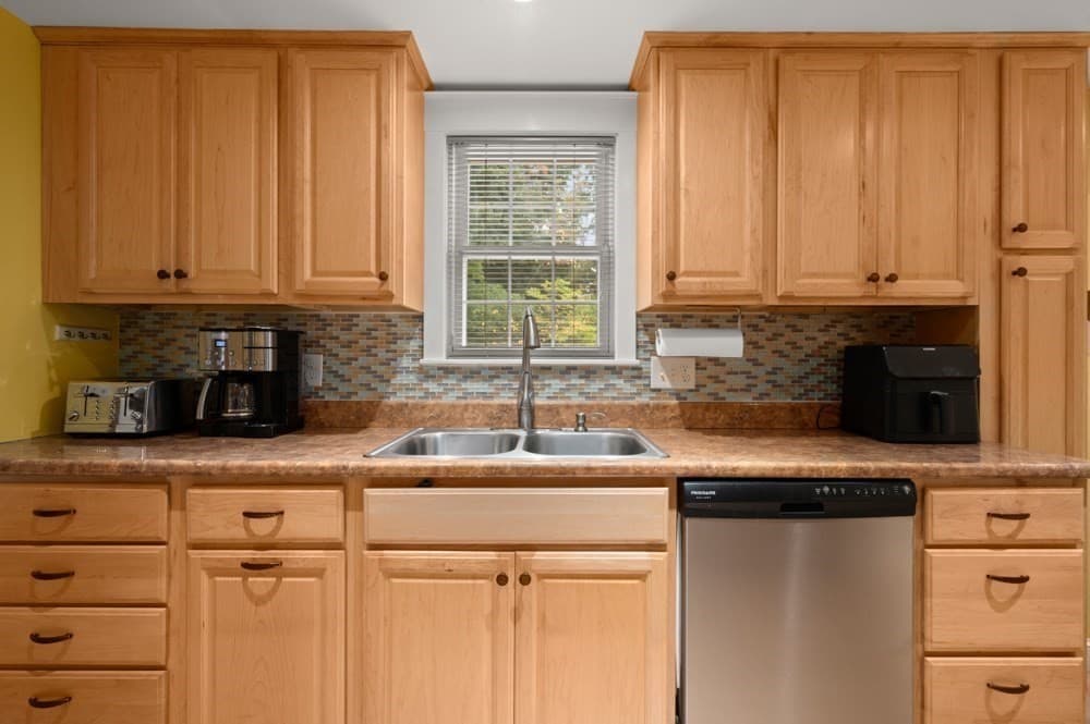 Single Family Residence at 128 Collins St, Danvers MA 01923, Danvers, photo 4 of 22