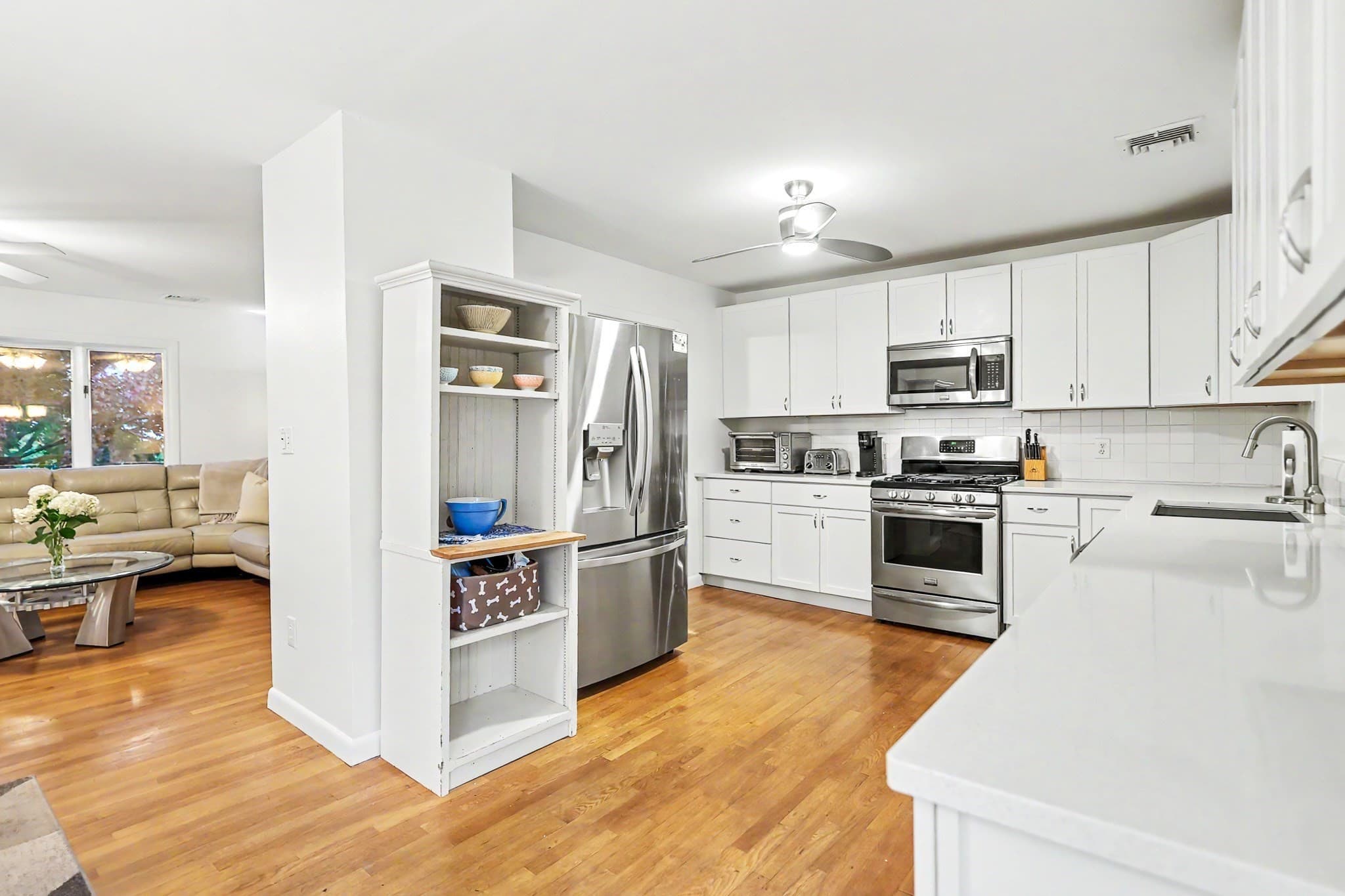 Single Family Residence at 49 Meadowview Rd, North Andover MA 01845, North Andover, photo 13 of 37
