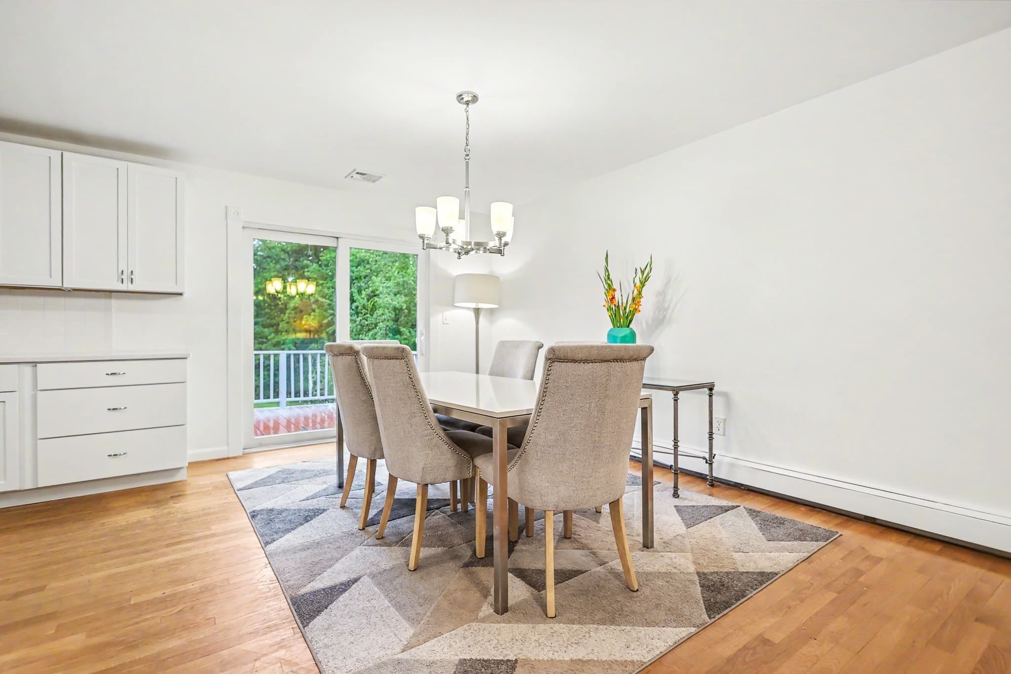 Single Family Residence at 49 Meadowview Rd, North Andover MA 01845, North Andover, photo 10 of 37