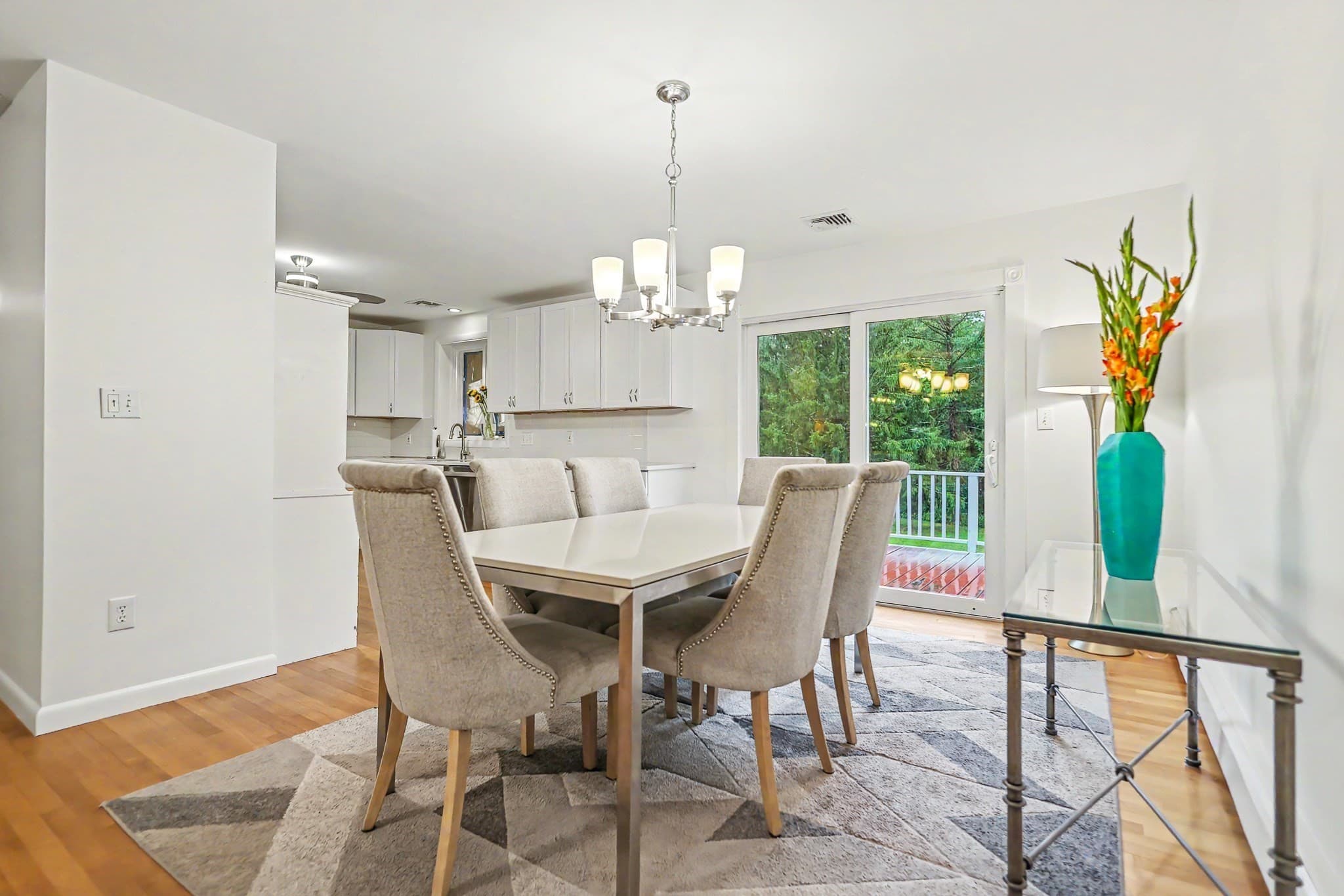 Single Family Residence at 49 Meadowview Rd, North Andover MA 01845, North Andover, photo 11 of 37