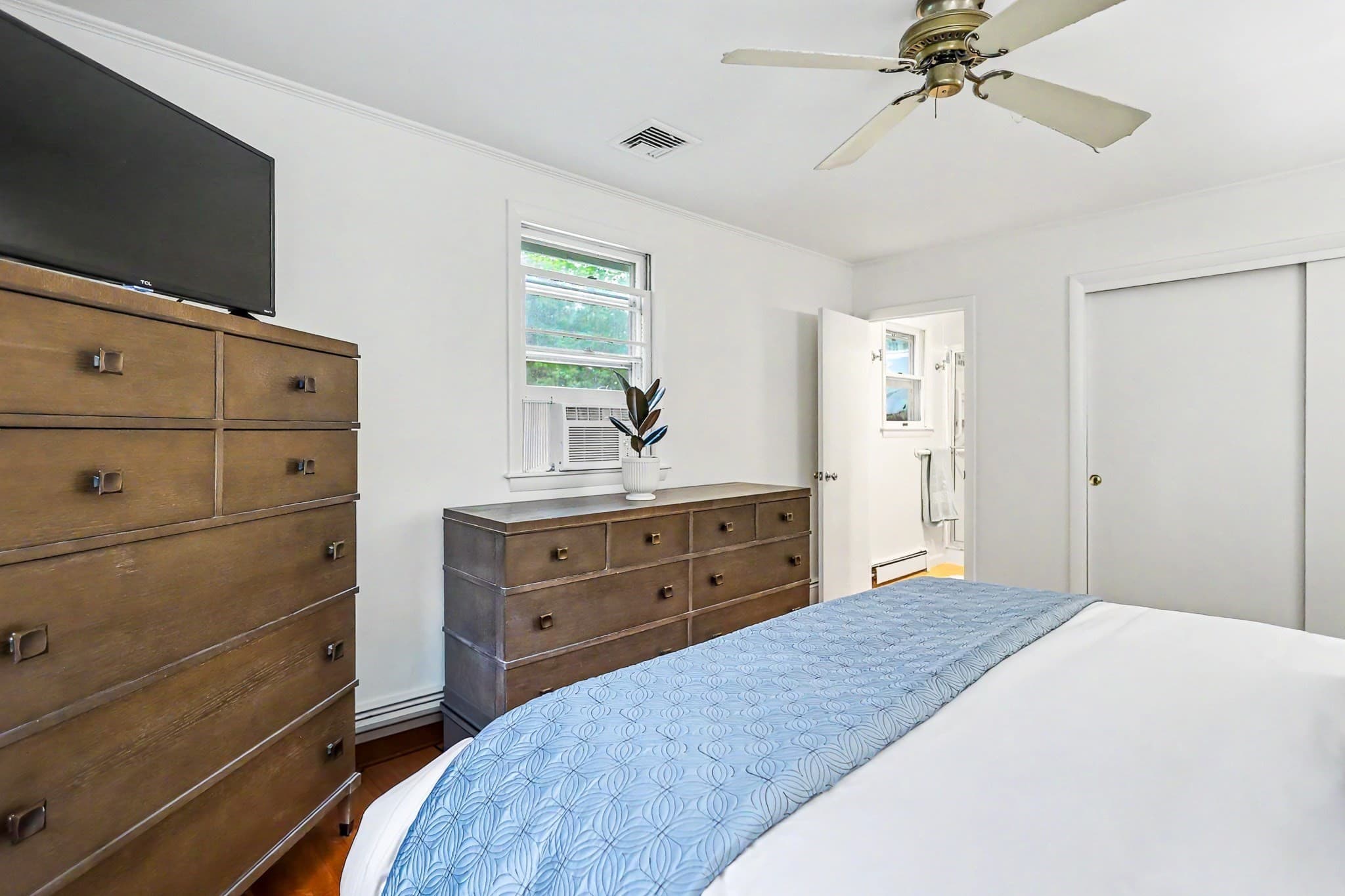 Single Family Residence at 49 Meadowview Rd, North Andover MA 01845, North Andover, photo 19 of 37