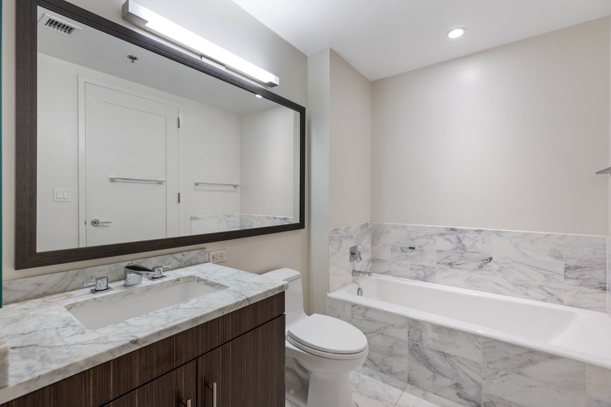 Condominium at 580 Washington # 204, Boston MA 02111, photo 12 of 21