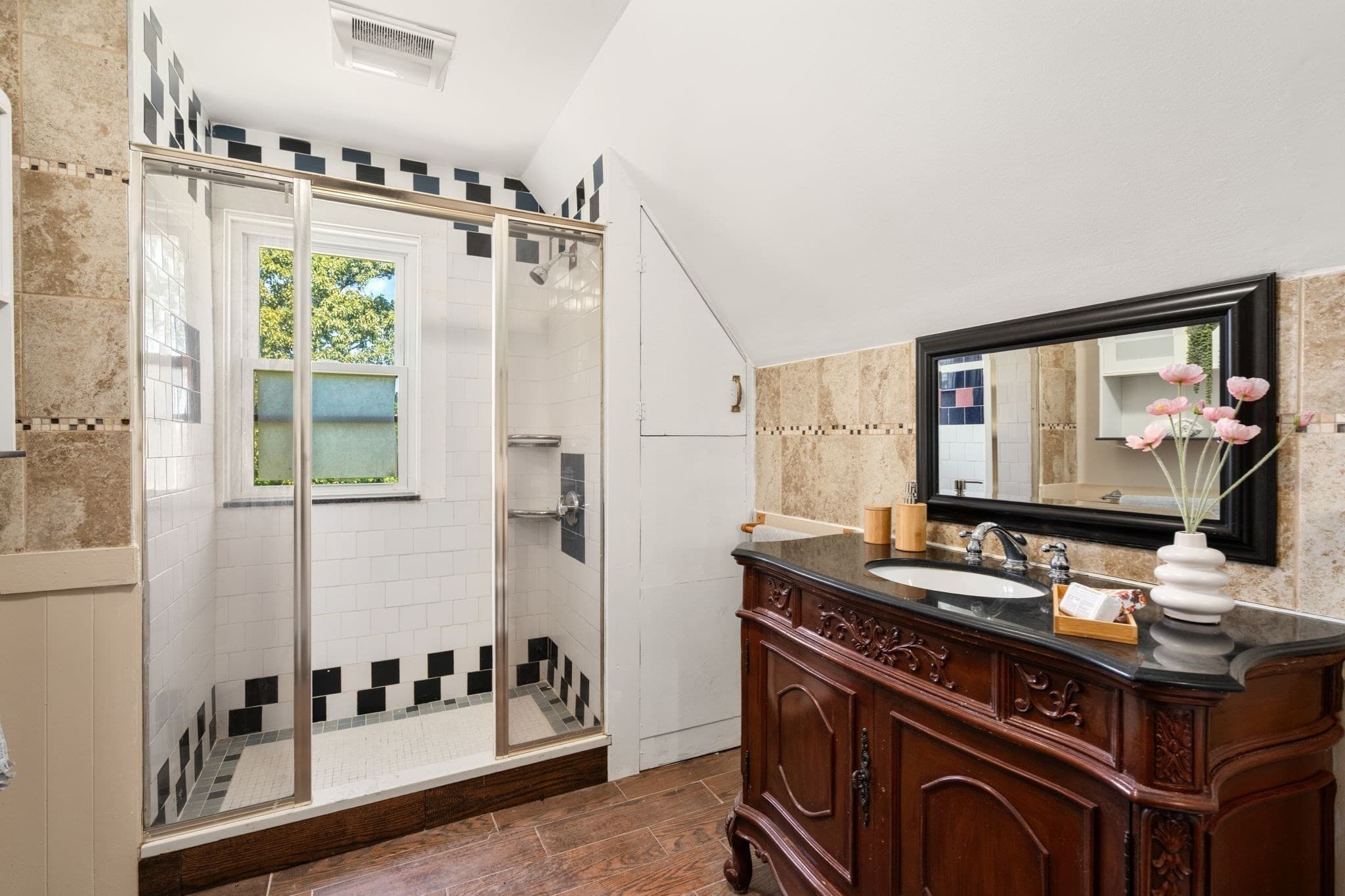 Single Family Residence at 305 Central Street, Newton MA 02466, Newton, photo 23 of 42