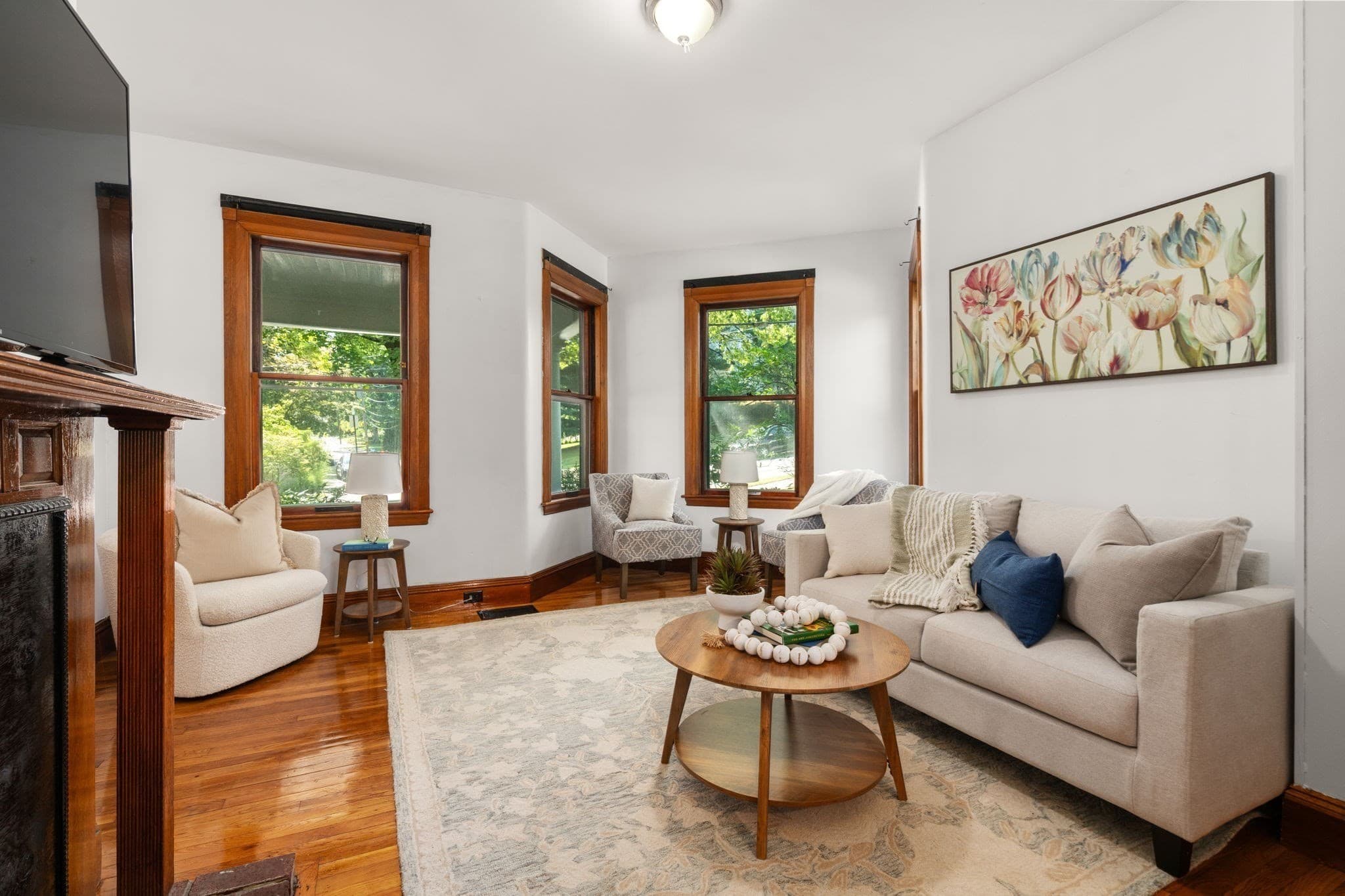 Single Family Residence at 305 Central Street, Newton MA 02466, Newton, photo 6 of 42