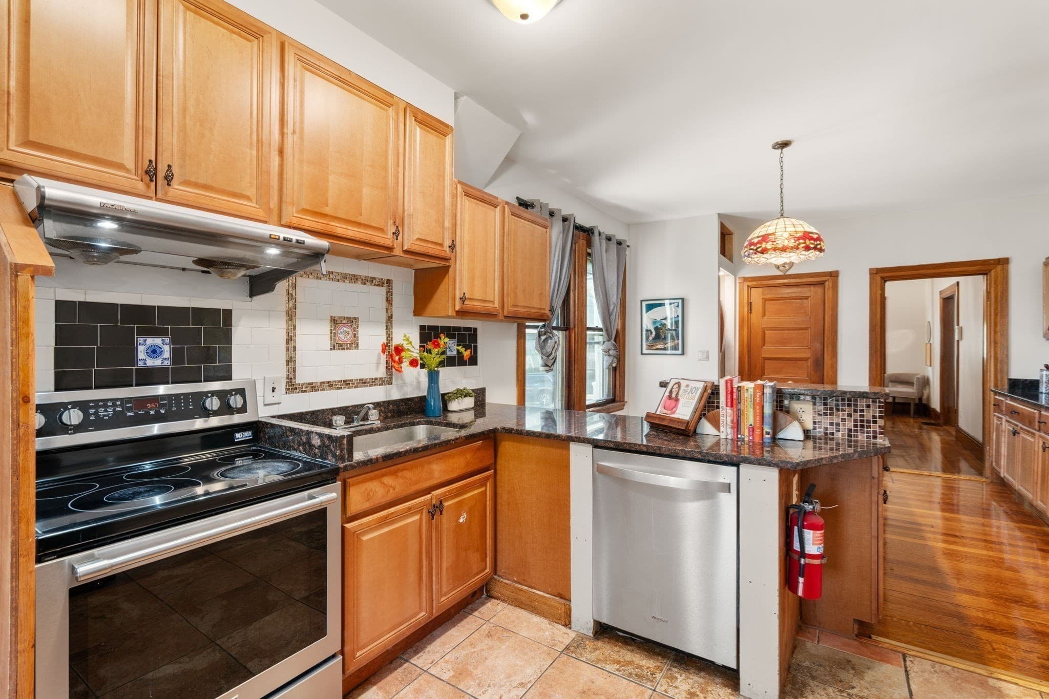 Single Family Residence at 305 Central Street, Newton MA 02466, Newton, photo 12 of 42
