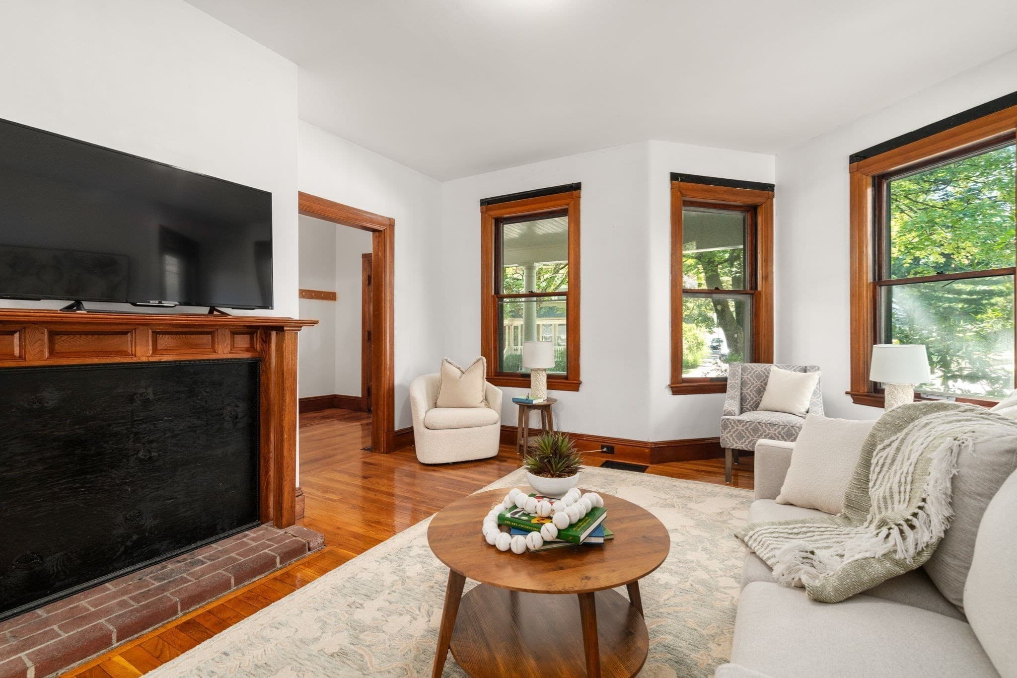 Single Family Residence at 305 Central Street, Newton MA 02466, Newton, photo 5 of 42