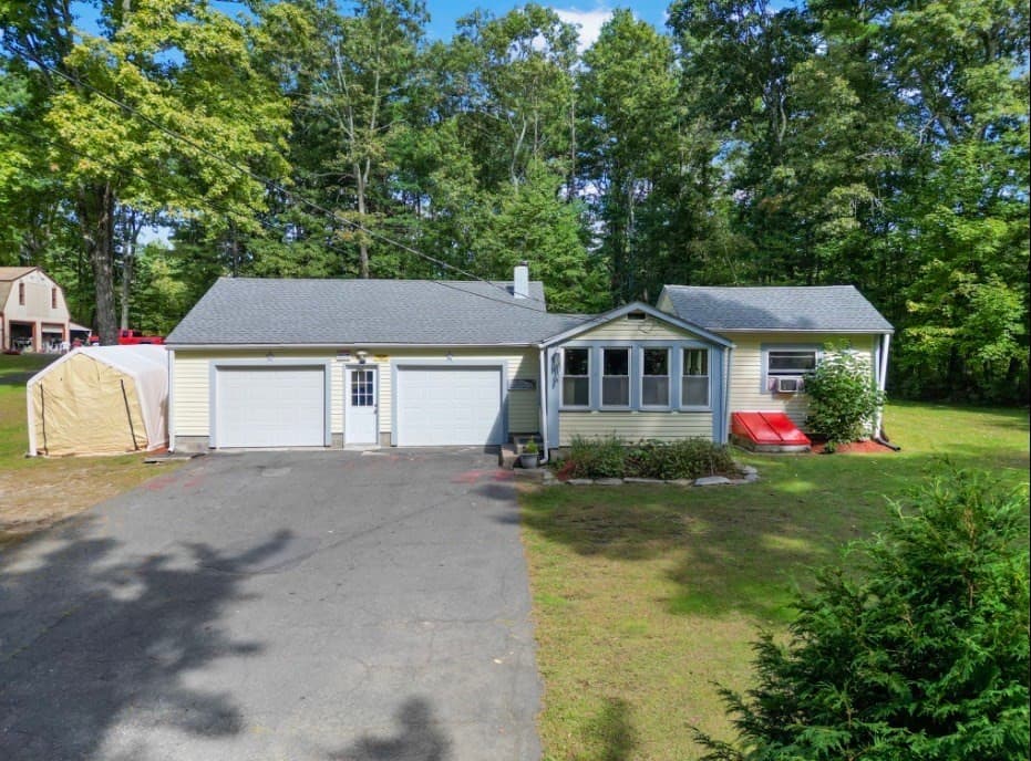 Single Family Residence at 64 Munsell St, Belchertown MA 01007, Belchertown, photo 2 of 25