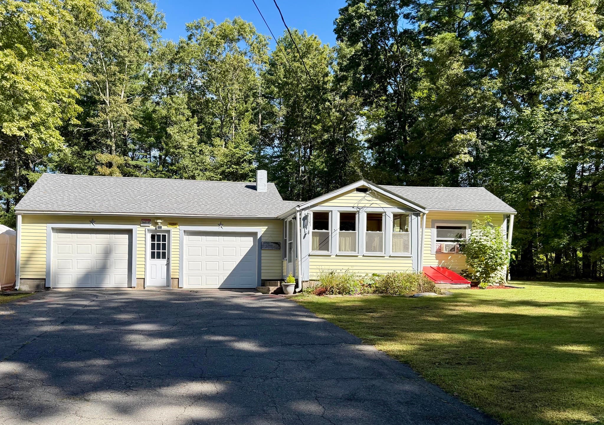64 Munsell St, Belchertown MA 01007
