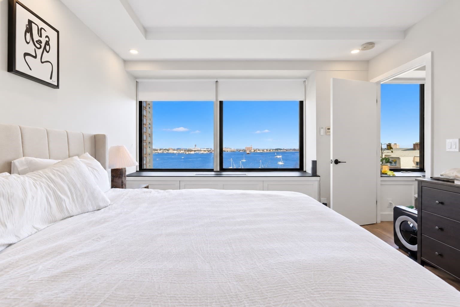 Condominium at 65 E India Row # 10E, Boston MA 02110, photo 14 of 30