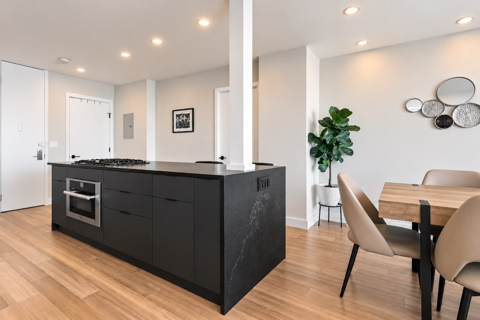 Condominium at 65 E India Row # 10E, Boston MA 02110, photo 8 of 30