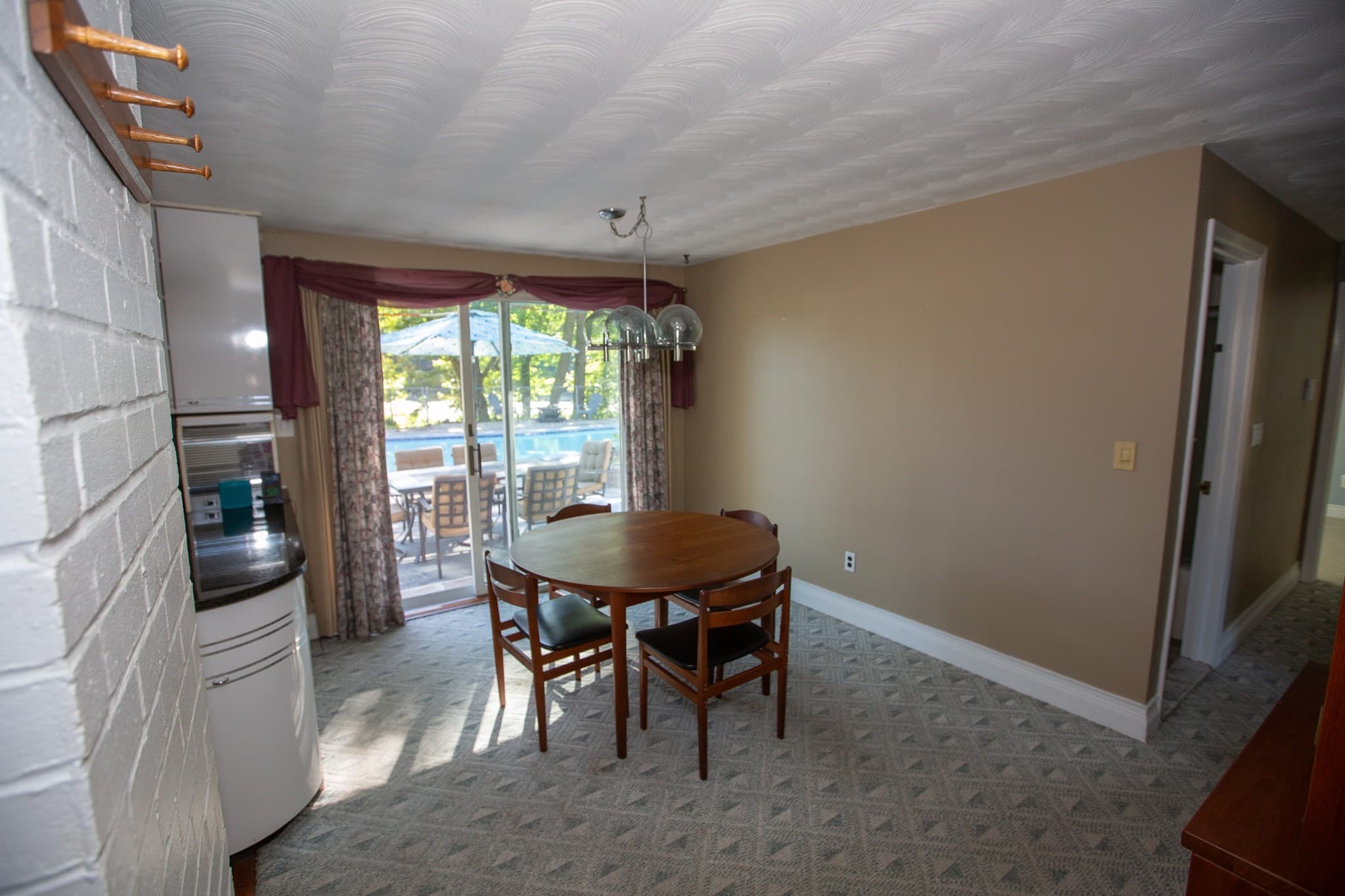 Single Family Residence at 26 Janet Rd, Chelmsford MA 01824, Chelmsford, photo 9 of 27