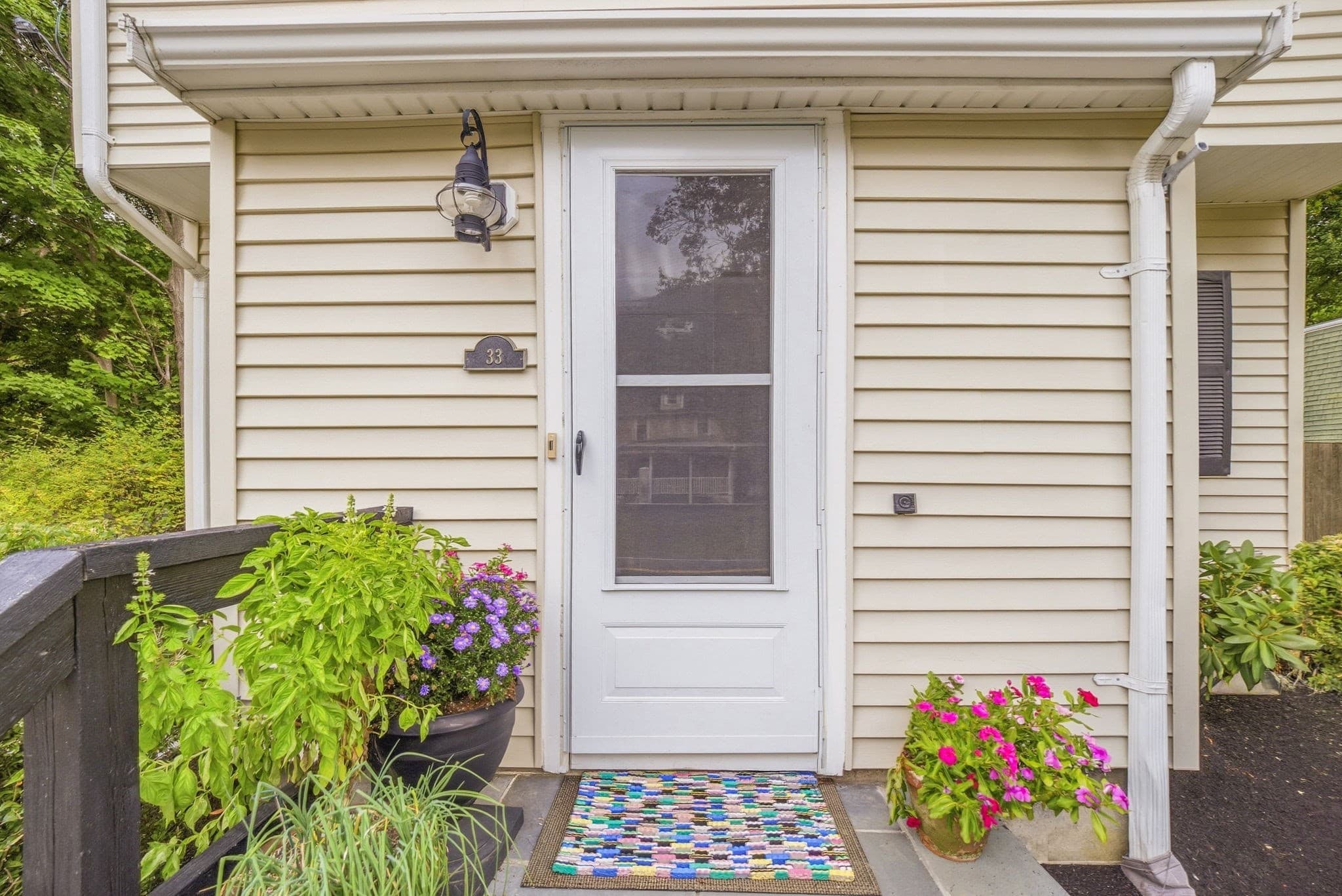 Single Family Residence at 33 School St, Hanover MA 02339, Hanover, photo 5 of 42