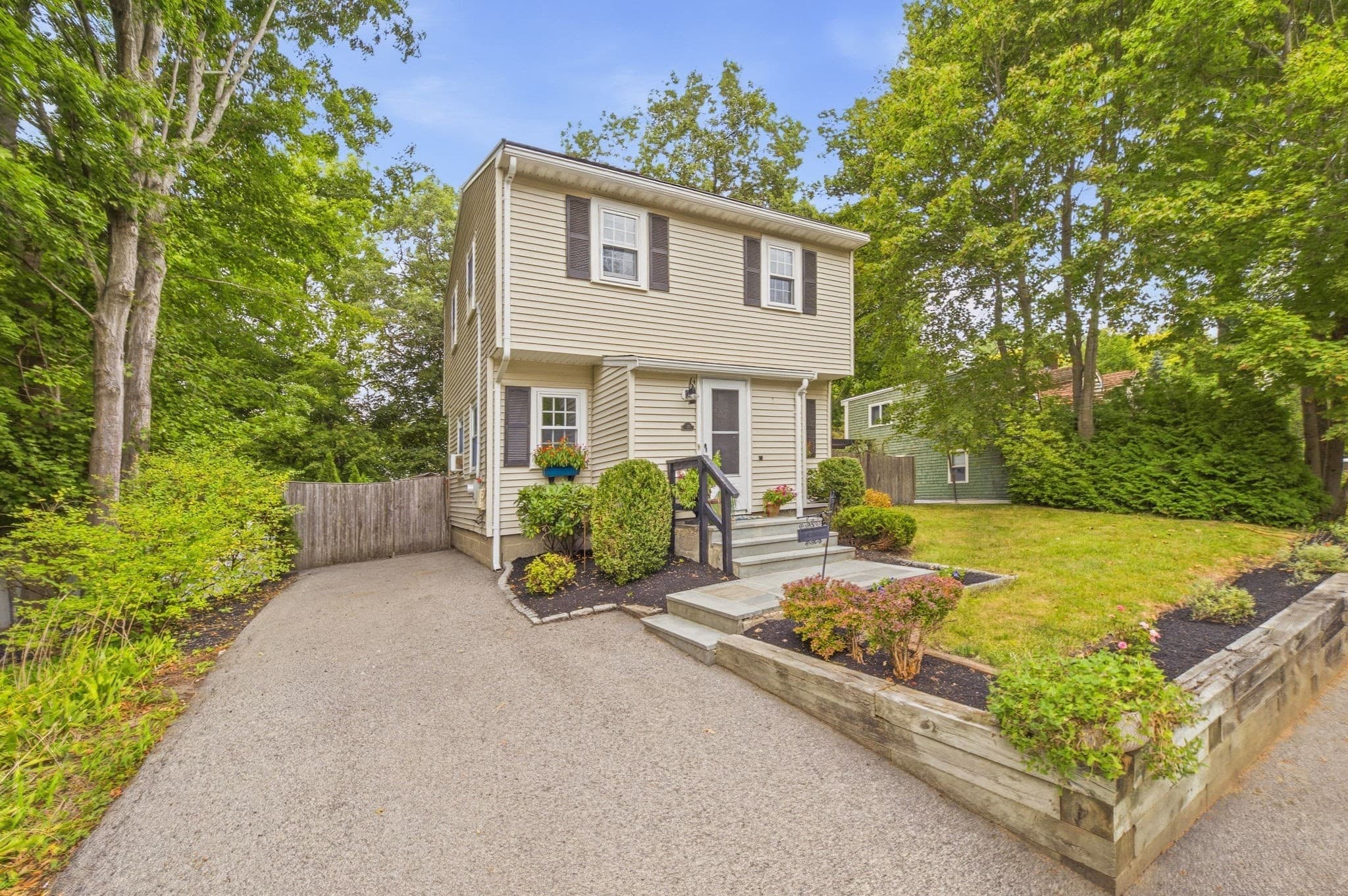 Single Family Residence at 33 School St, Hanover MA 02339, Hanover, photo 4 of 42